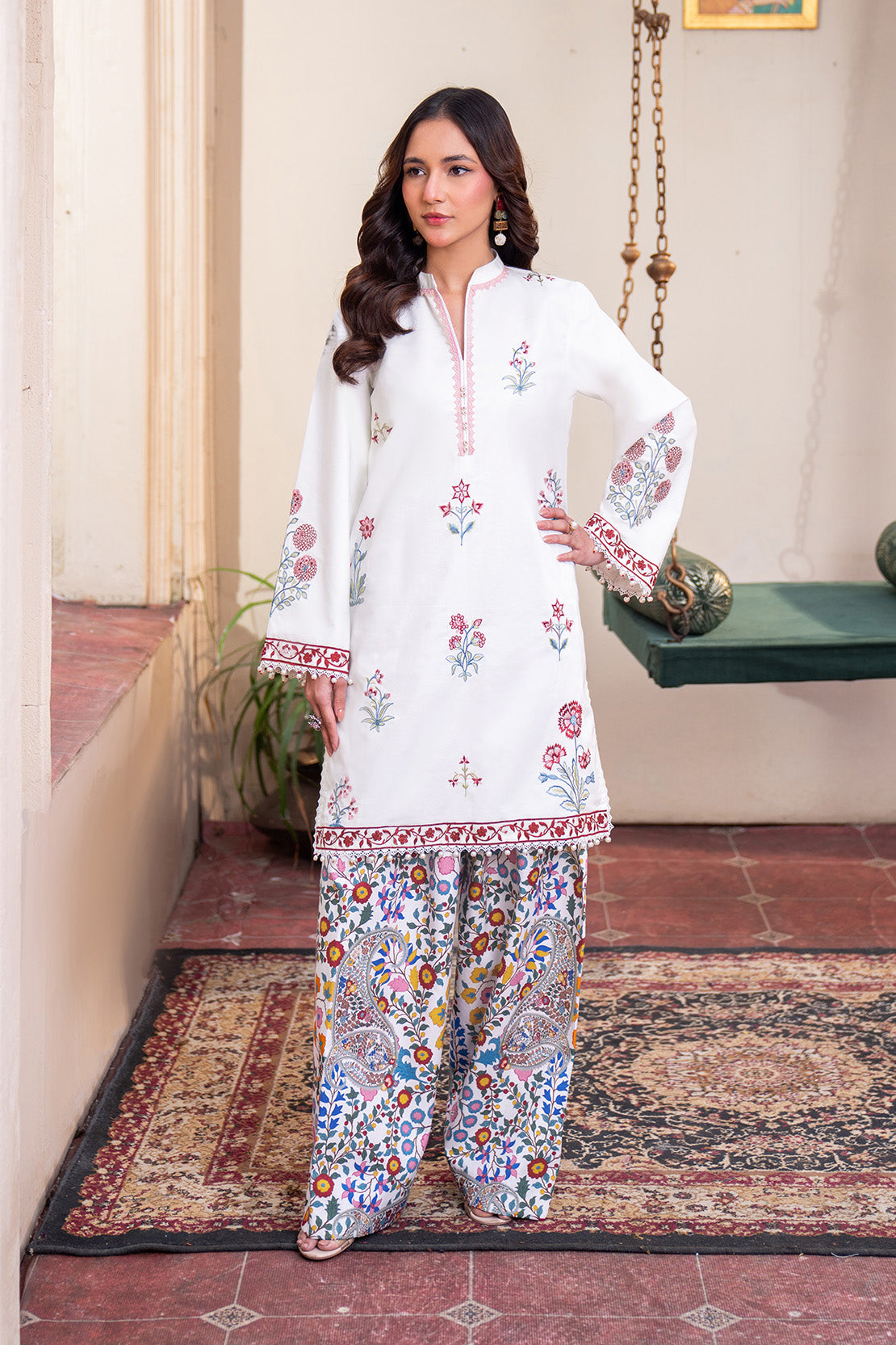 Embroidered - 2 Pc Lawn Suit