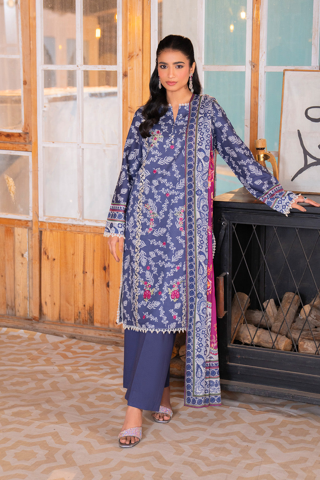 Embroidered - 2 Pc Lawn Suit (Lawn Dupatta)