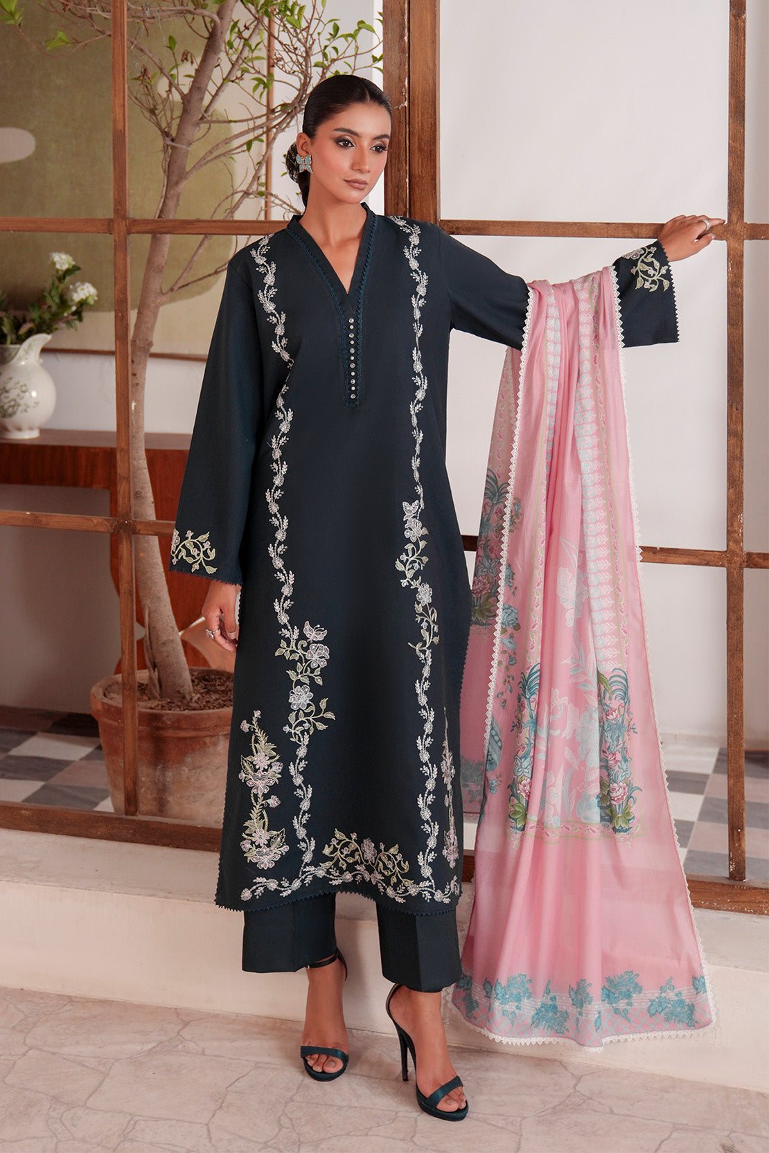 Embroidered - 2 Pc Lawn Suit (Lawn Dupatta)