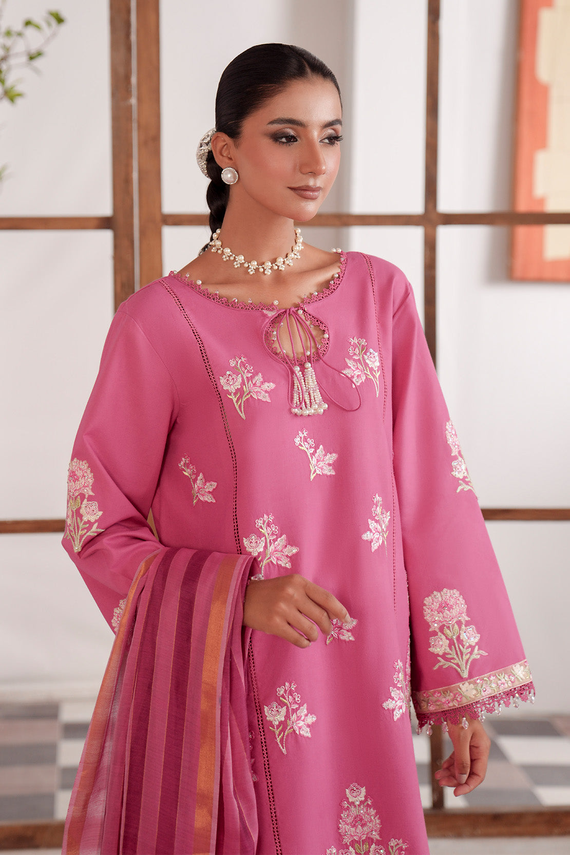 Embroidered - 3 Pc Lawn Suit (Dyed Jacquard Dupatta)