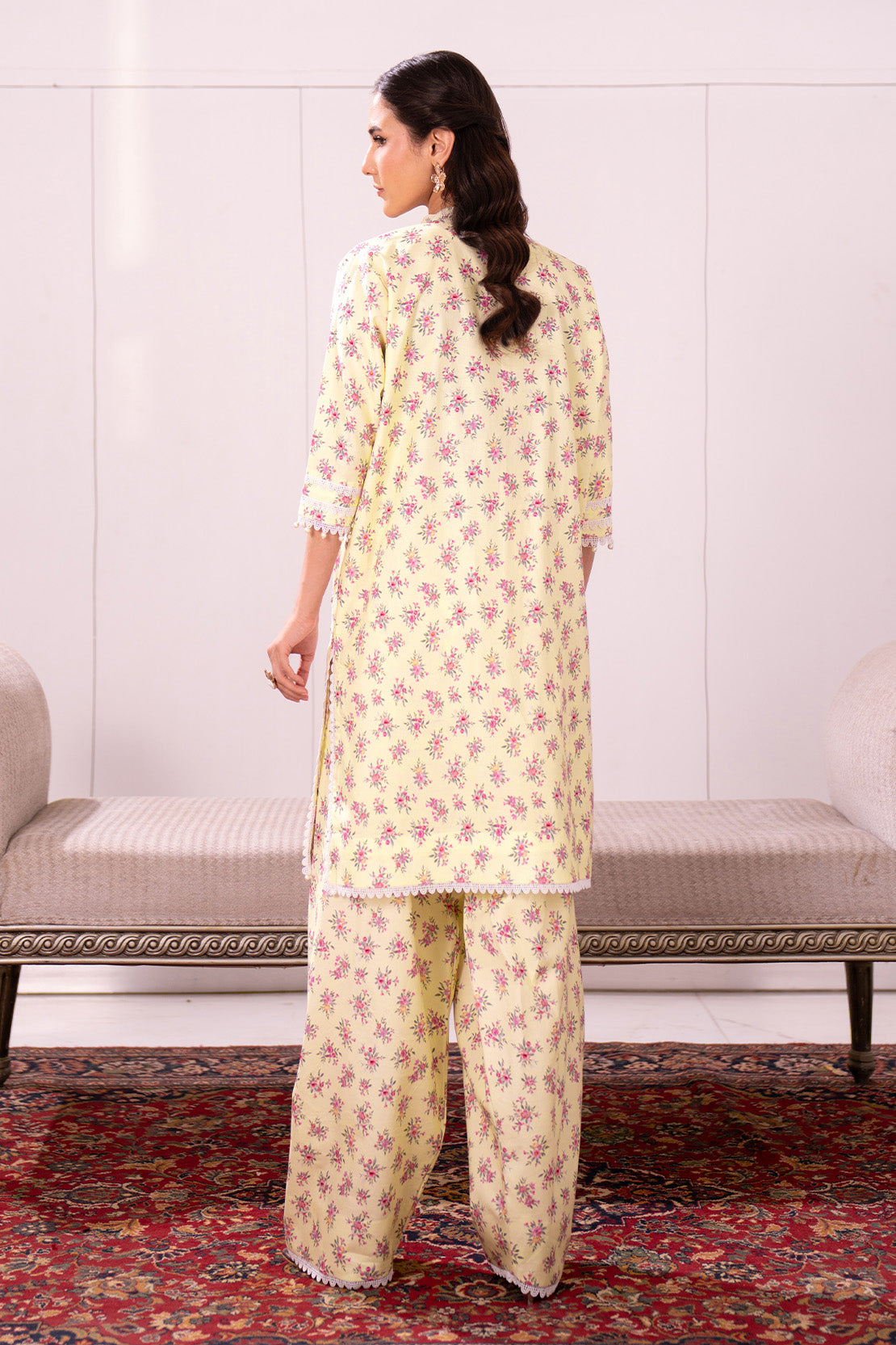 Embroidered - 2 Pc Lawn Suit