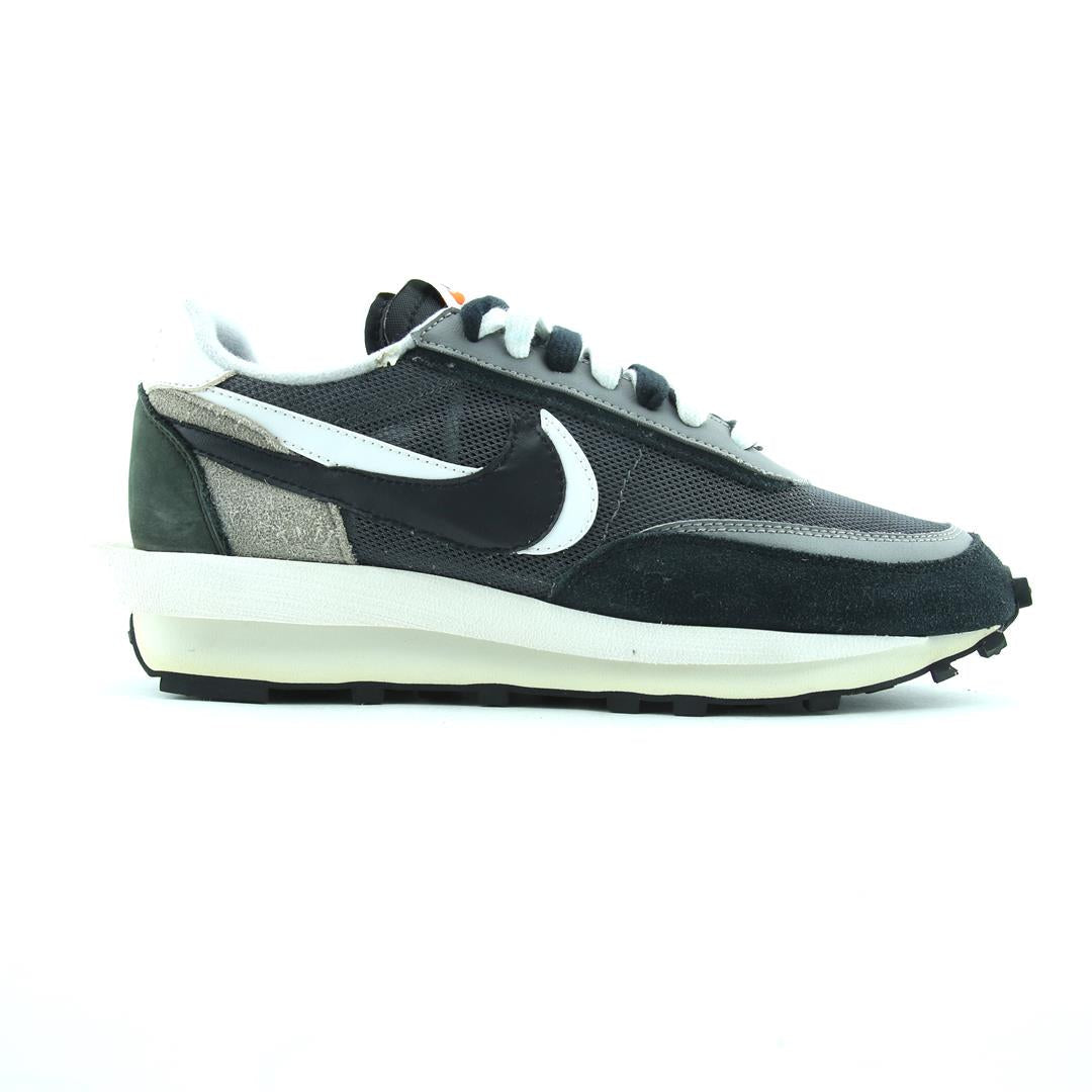 NIKE LD WAFFLE