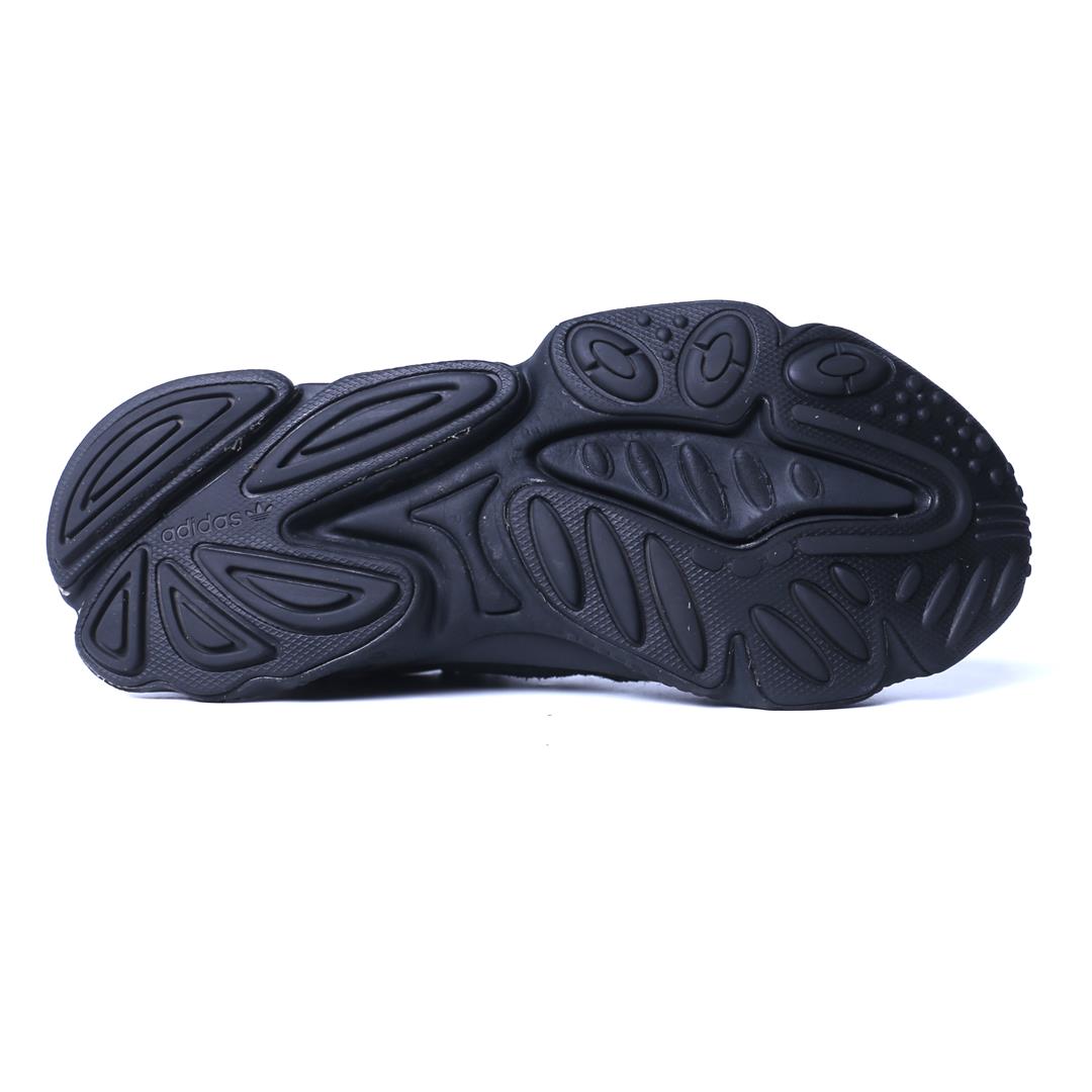 ADIDAS OZWEEGO