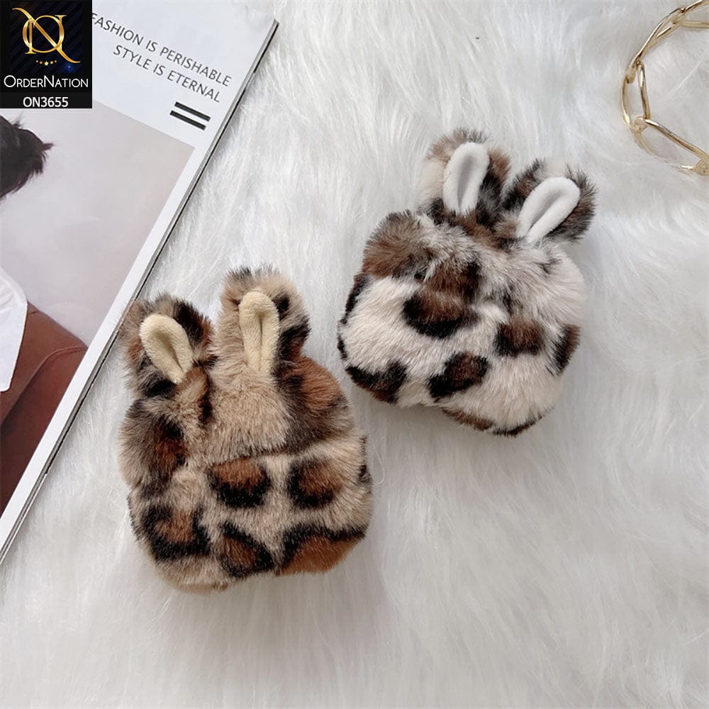 Apple Airpods 1 / 2 Cover - Brown - Fluffy Winter Warm Ear PLush Hard Silicone Airpods Case