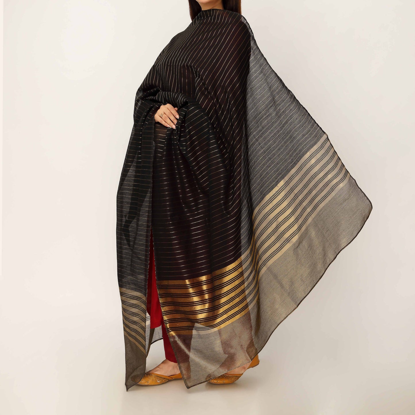 Black Yarn Dyed Dupatta PD5537