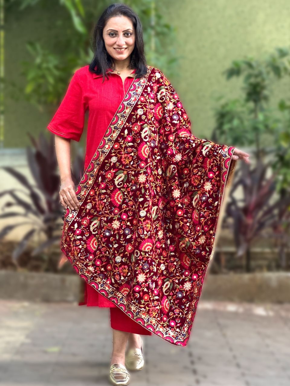 All Over Floral Embroidered Velvet Dupatta