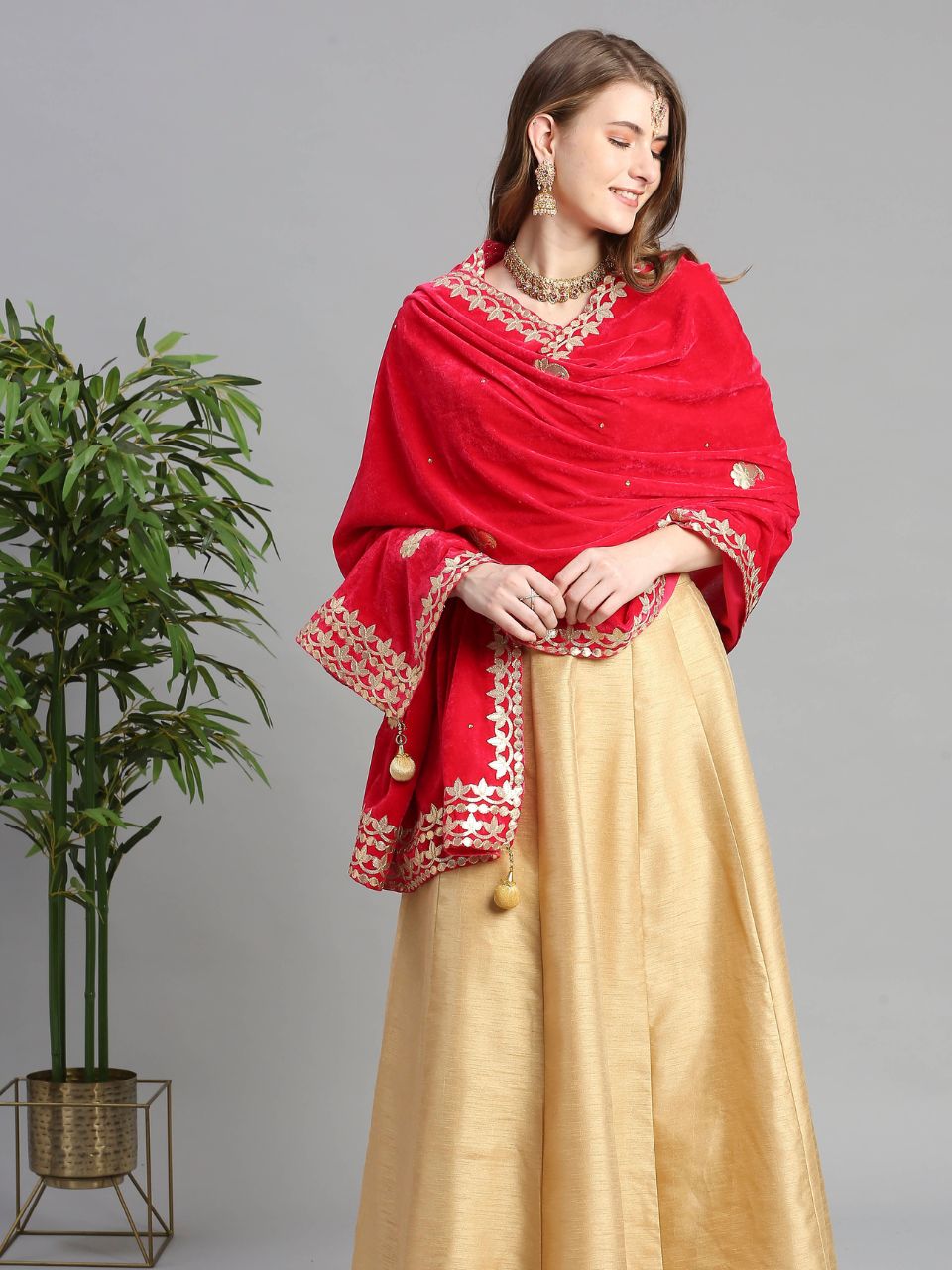 Gotta Patti Work Velvet Dupatta With Danglers