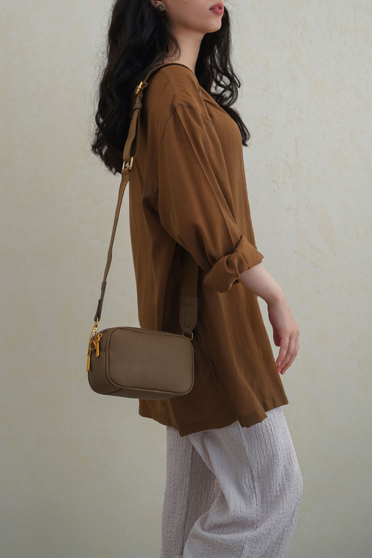 MEZZEH DOUBLE-ZIP CROSSBODY