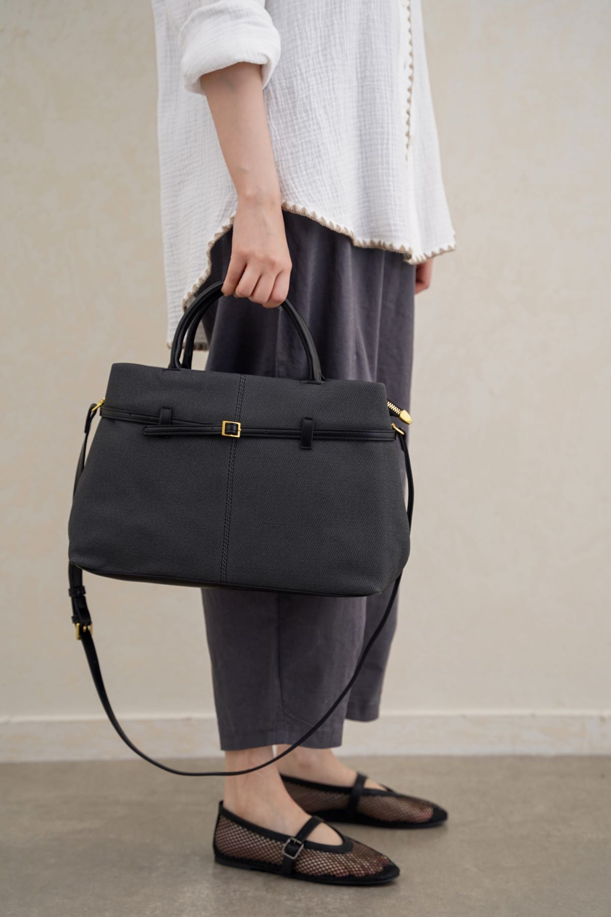 KARAKOY TOP-HANDLE TOTE