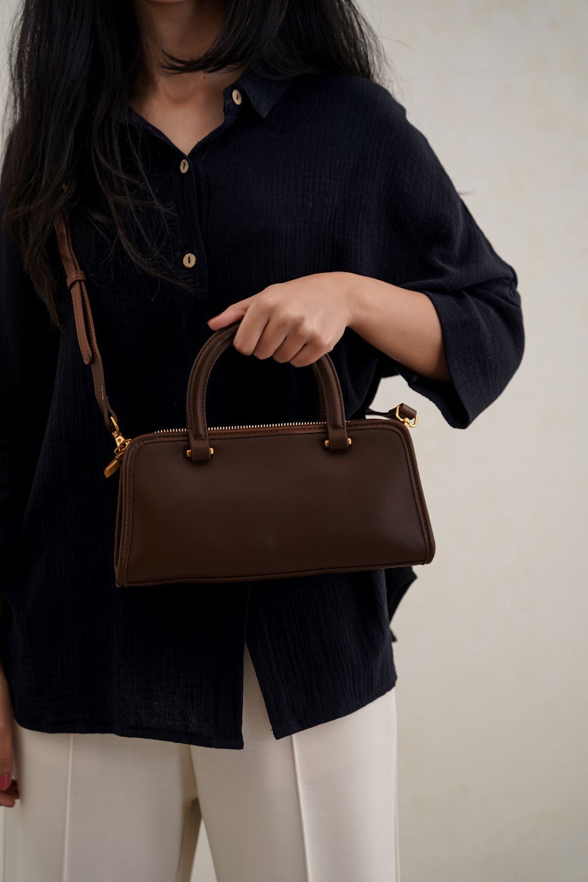 MEDIUM TOP-HANDLE PURSE
