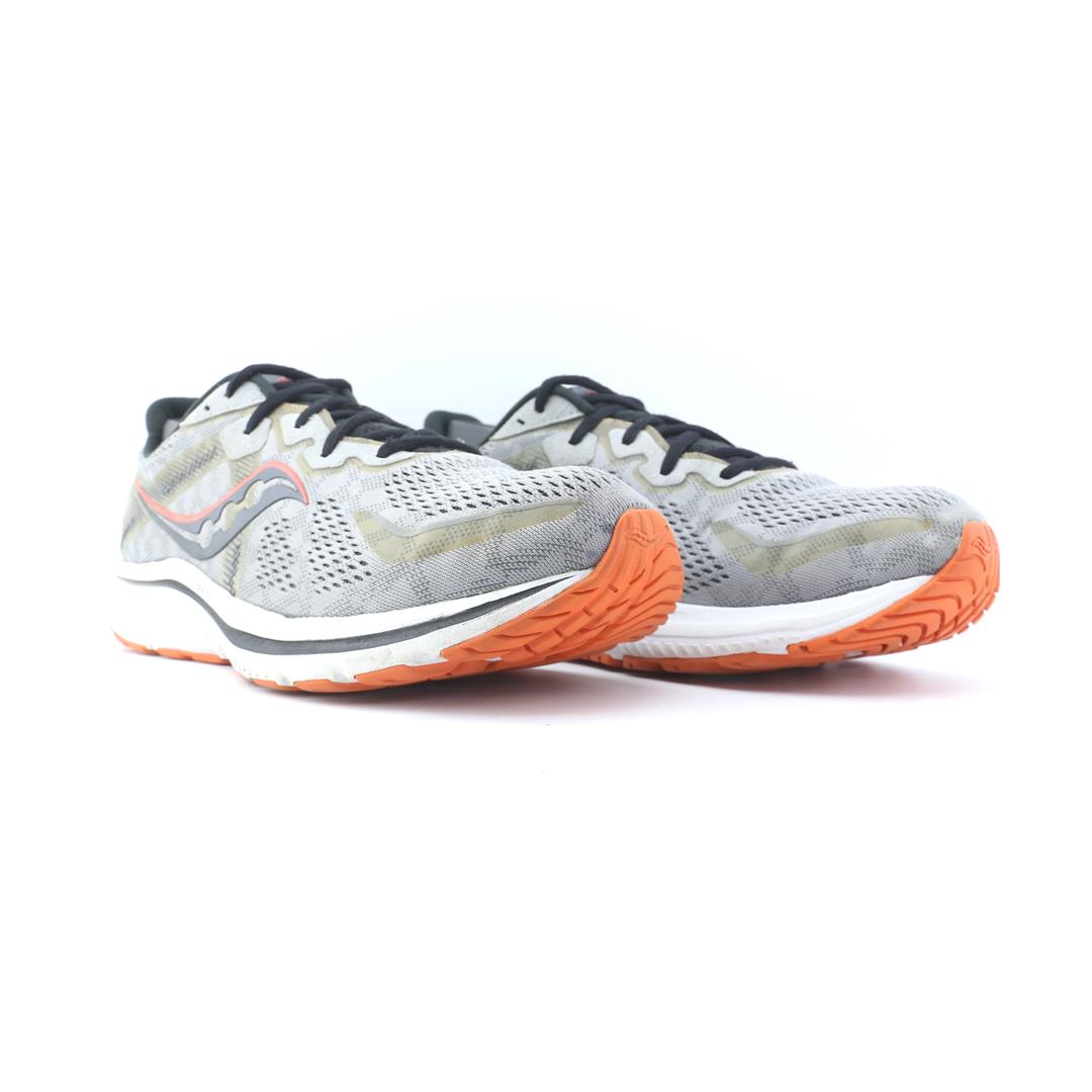 SAUCONY OMNI 20