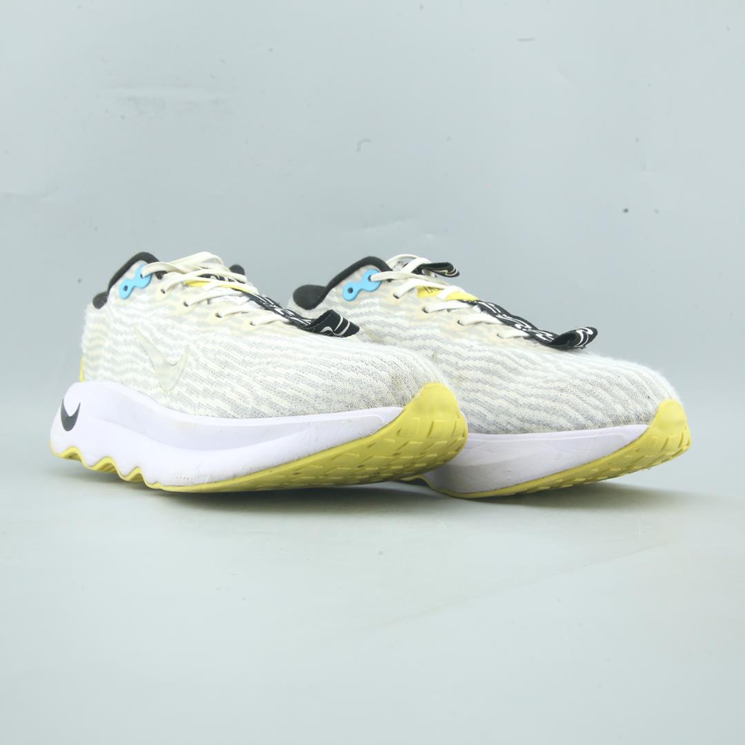 NIKE MOTIVA
