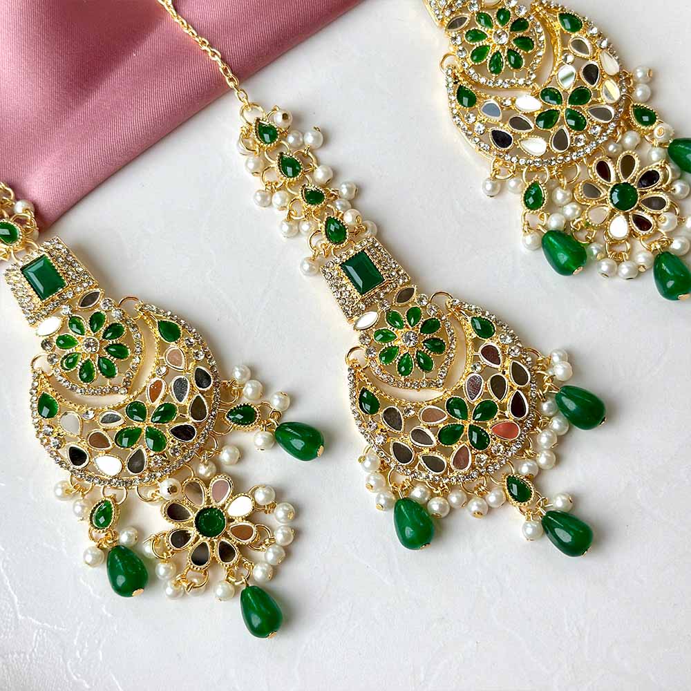 Muneera Earrings and Teeka Set (Green)