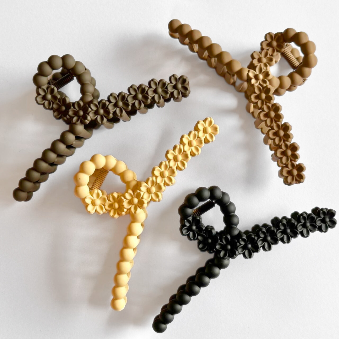 Set Of 4 Blossom Twist Claw Clips