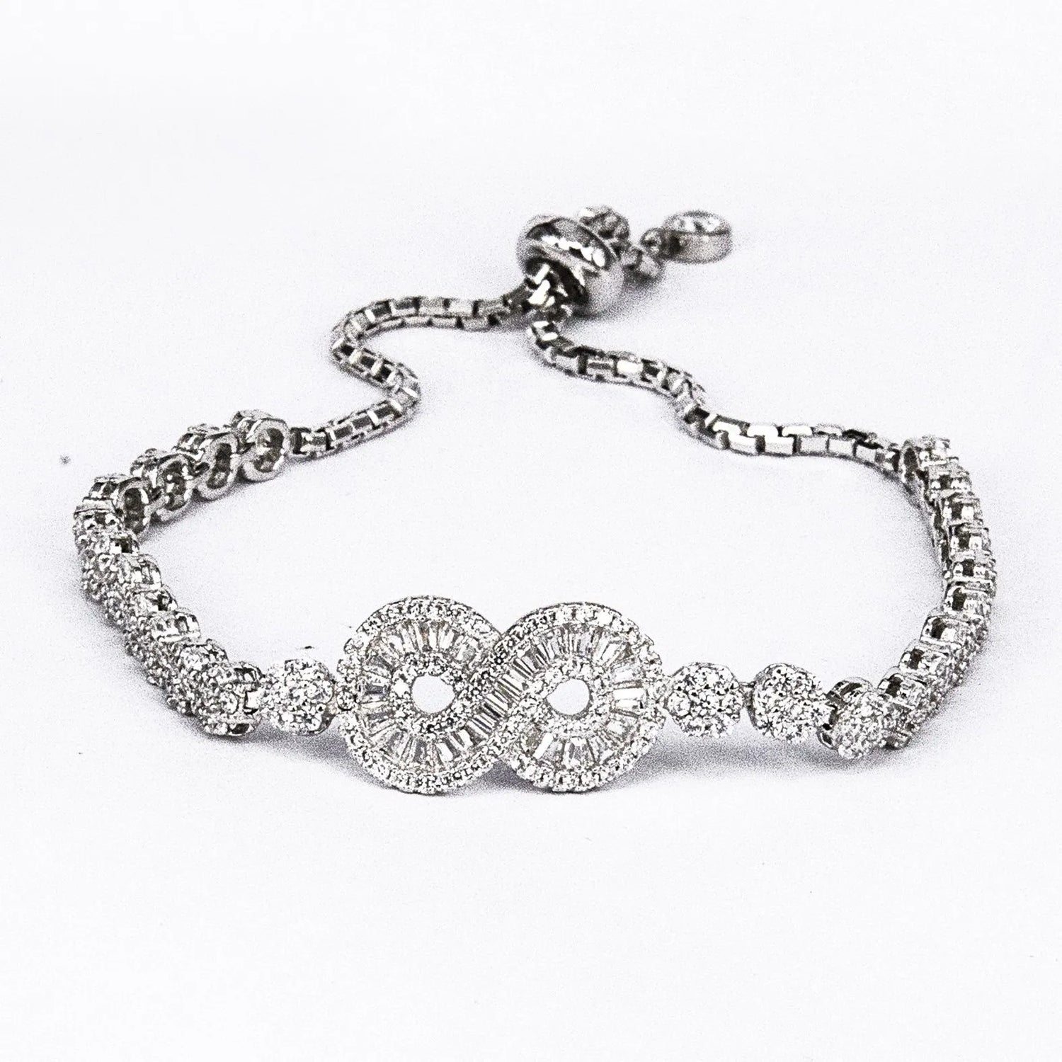 Ladies Chain & Bracelets