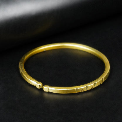 4mm Golden Radiate Bangle