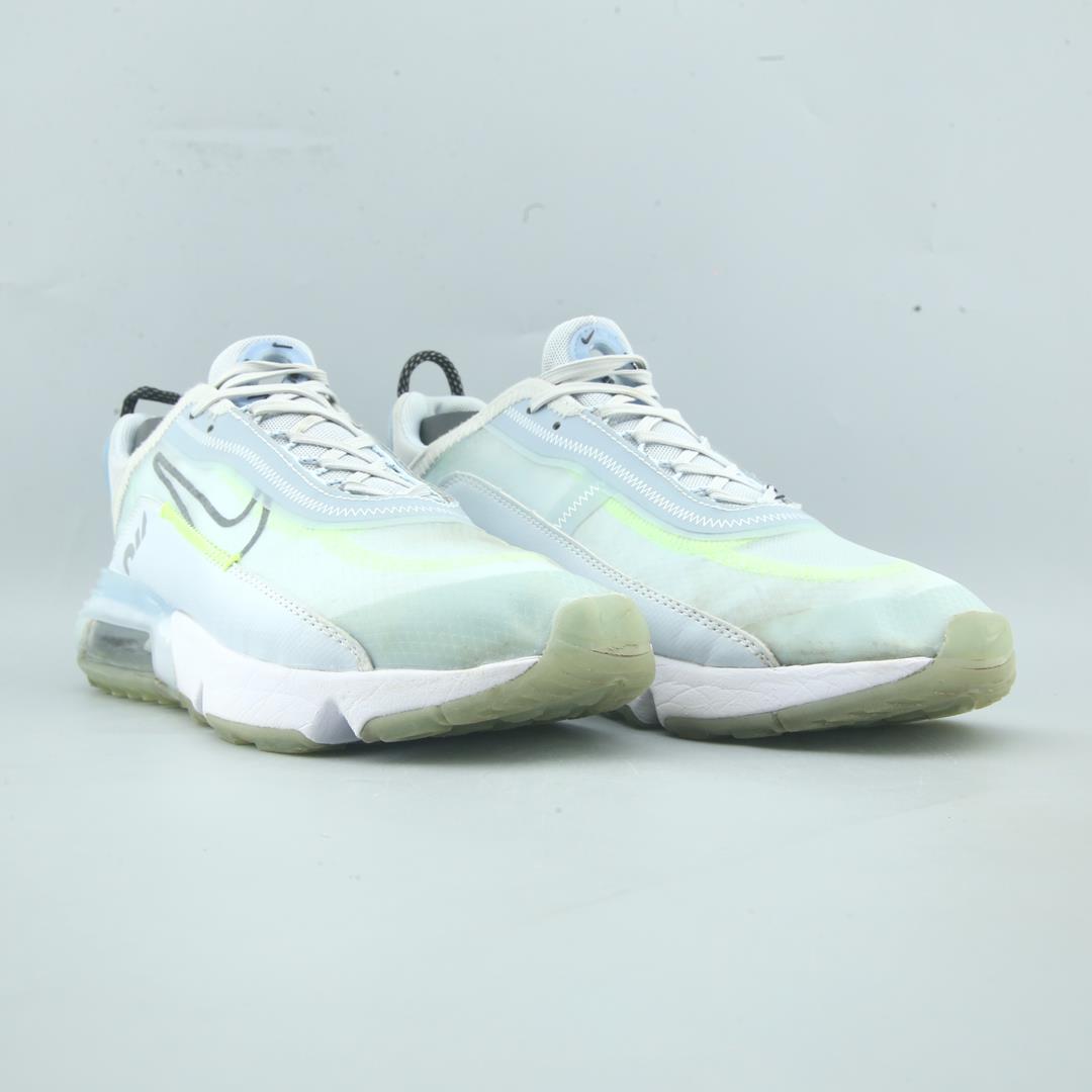 NIKE AIR MAX 2090