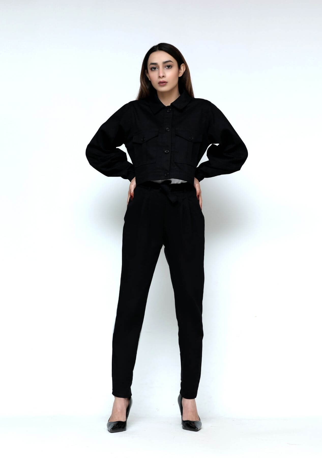 Cropped Jacket with Balloon Sleeve - Black
