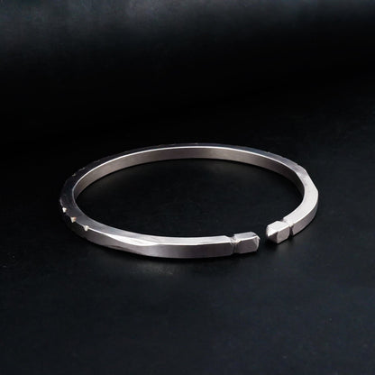 4mm Flex Radiate Bangle