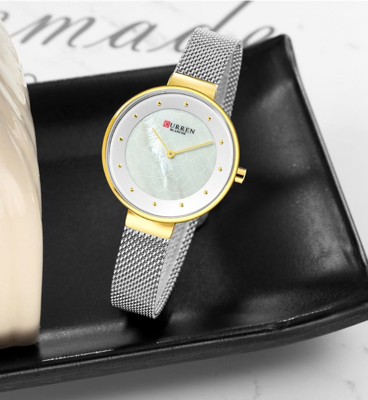 CURREN 9032 Women's Stainless Steel Watch