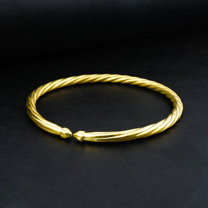 3.8mm Golden Twisted Bangle