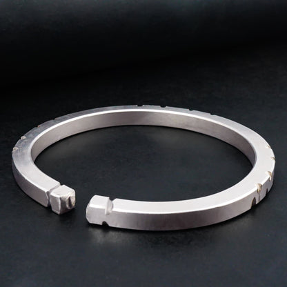 6mm Silver Radiate Bangle