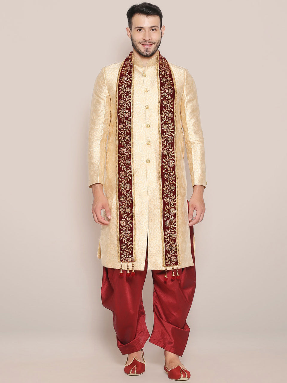 Men's Maroon Embroidered Velvet Stole