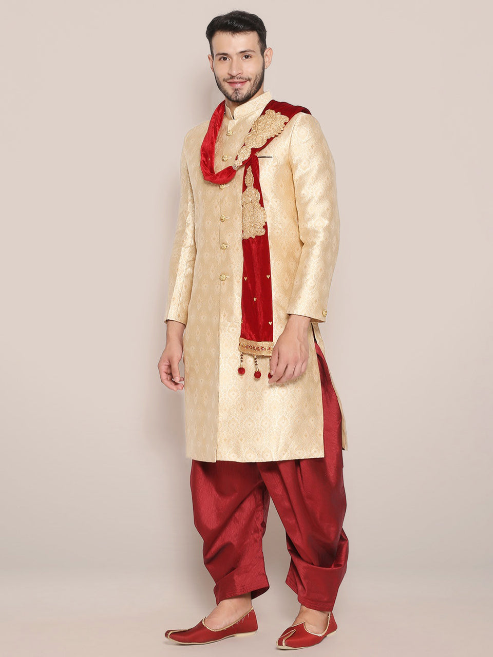 Men's Maroon Embroidered Velvet Stole