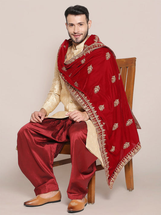 Men's Maroon Velvet Dupatta with Embroidered Gold Motifs.