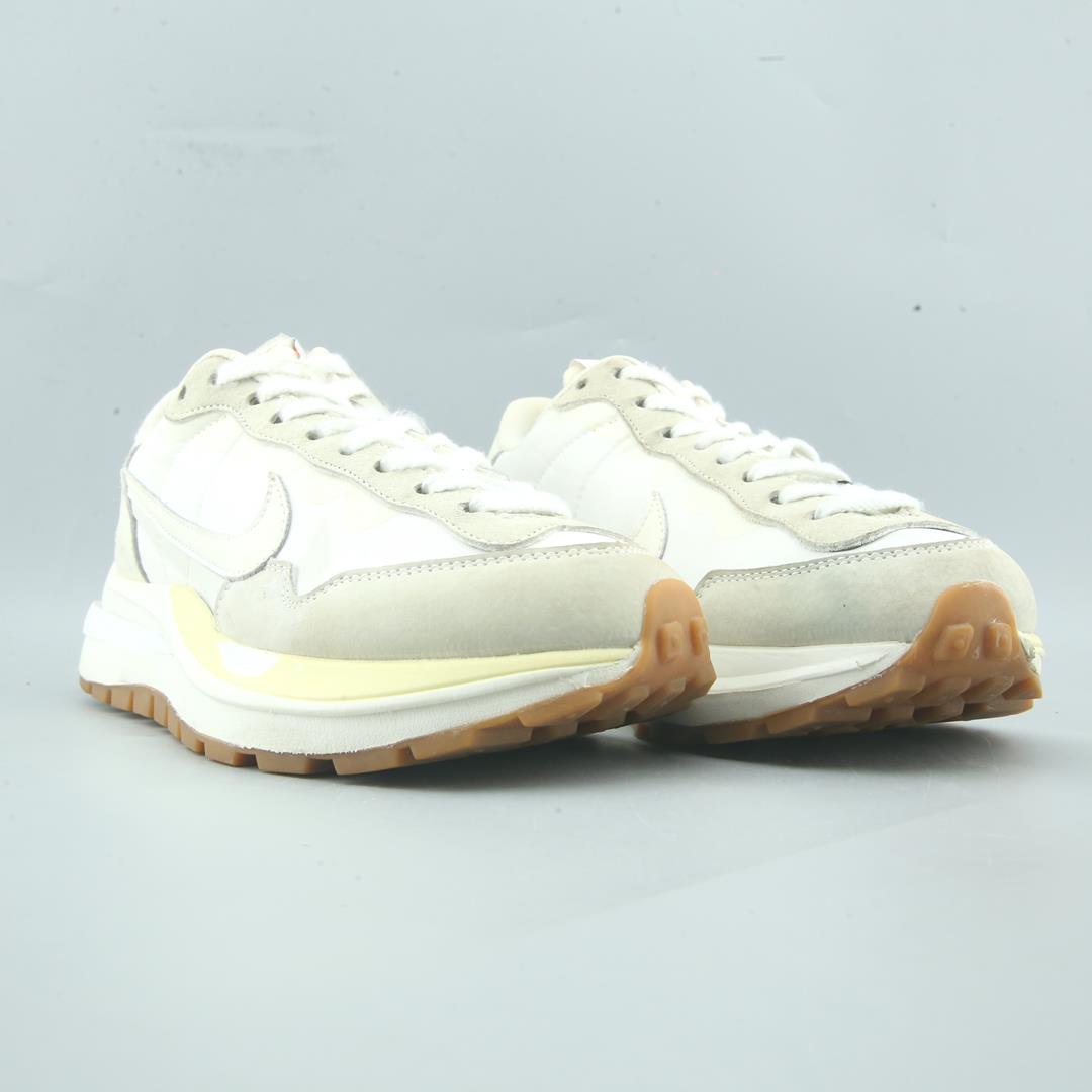 NIKE VAPORWAFFLE