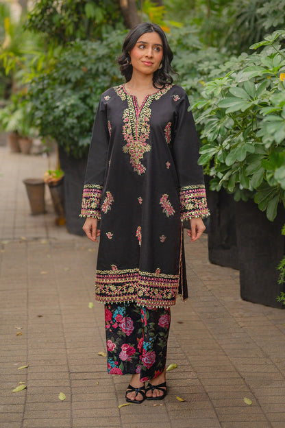 Embroidered - 2 Pc Lawn Suit