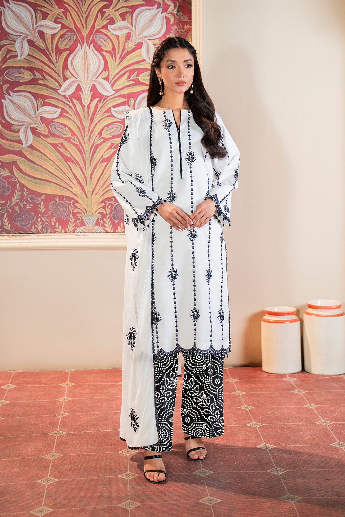 Embroidered - 3 Pc Lawn Suit (Lawn Dupatta)