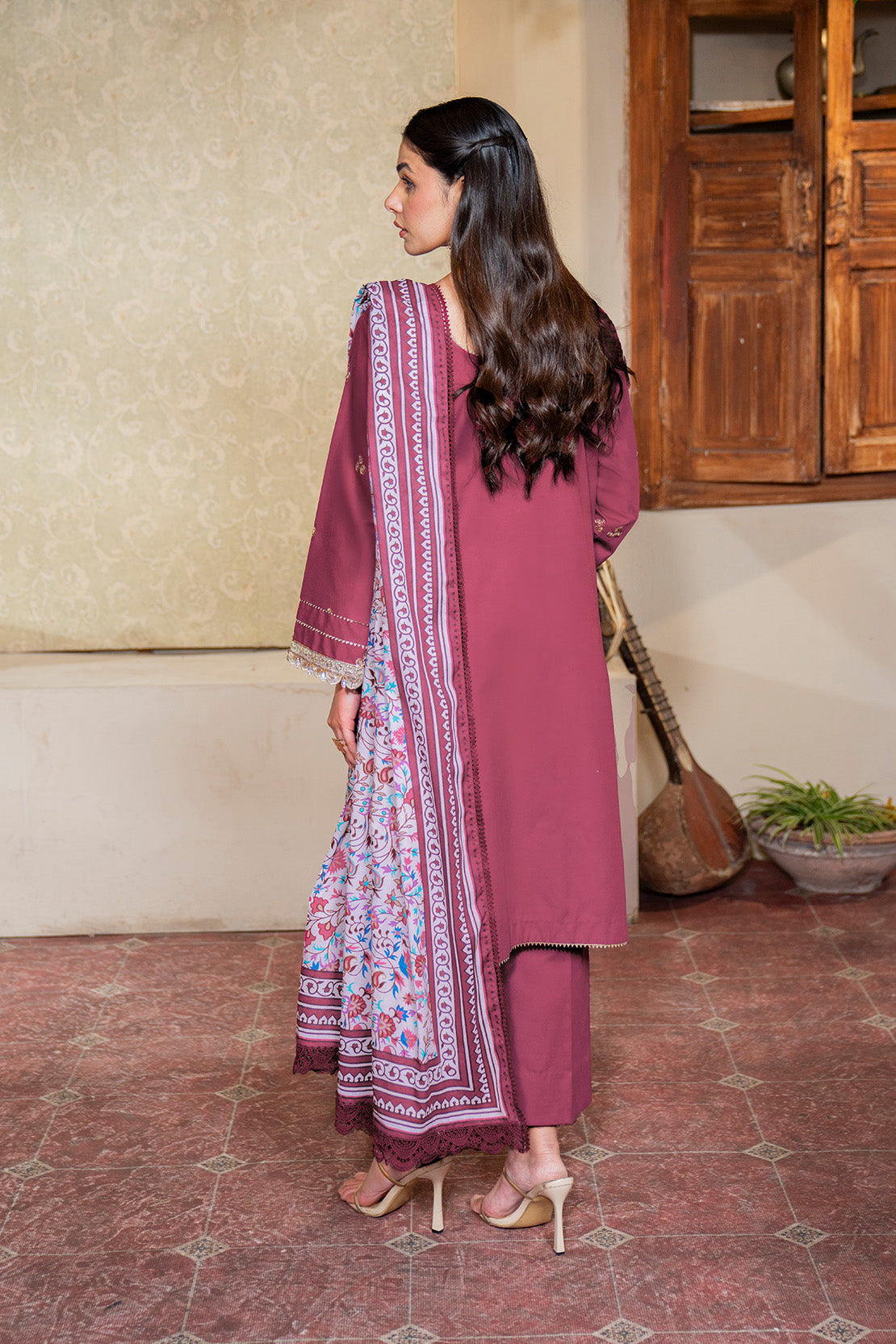 Embroidered - 3 Pc Lawn Suit (Lawn Dupatta)