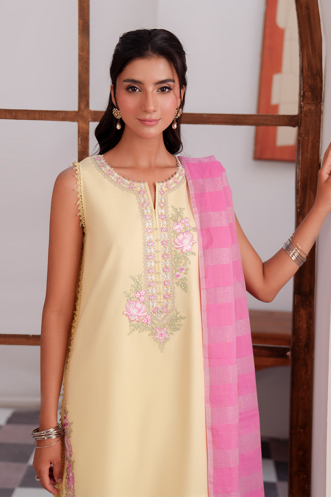 Embroidered - 3 Pc  Lawn Suit (Dyed Jacquard Dupatta)