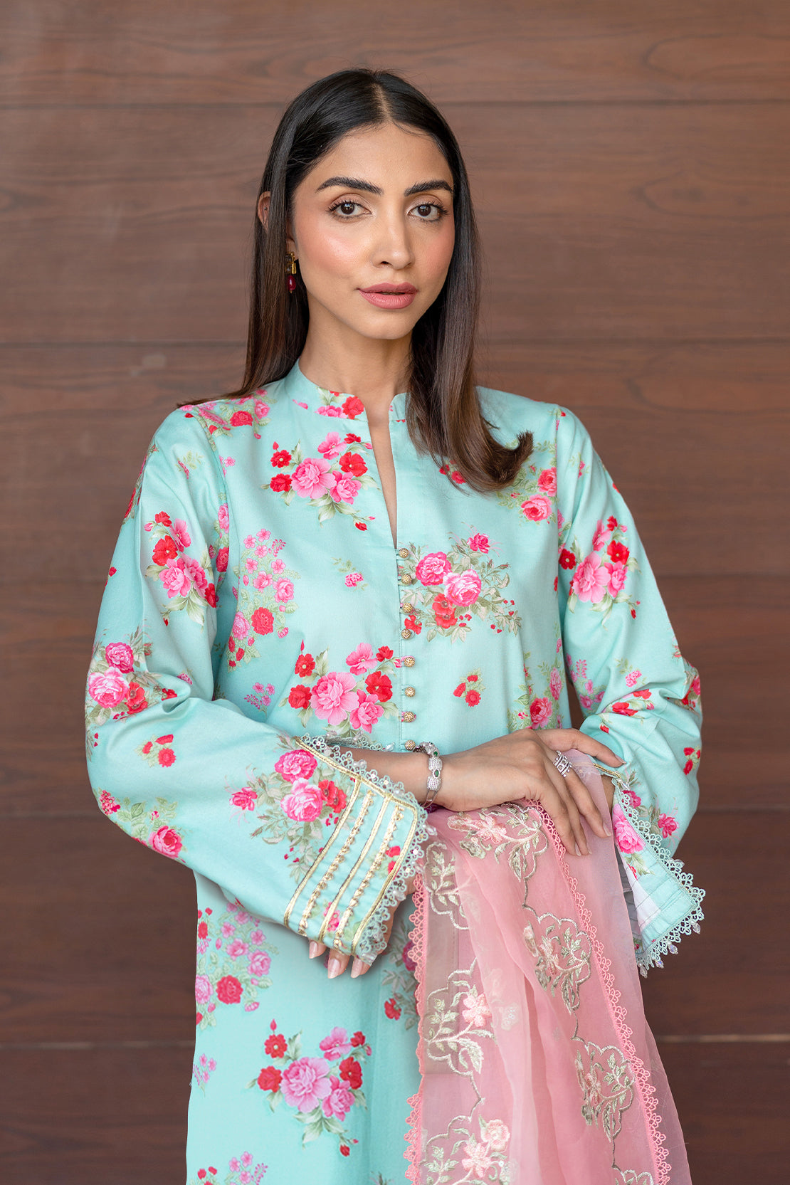 Embroidered - 3 Pc Lawn Suit (Organza Dupatta)