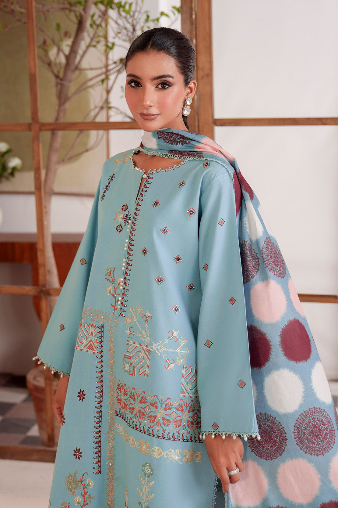 Embroidered - 3 Pc Lawn Suit (Lawn Dupatta)