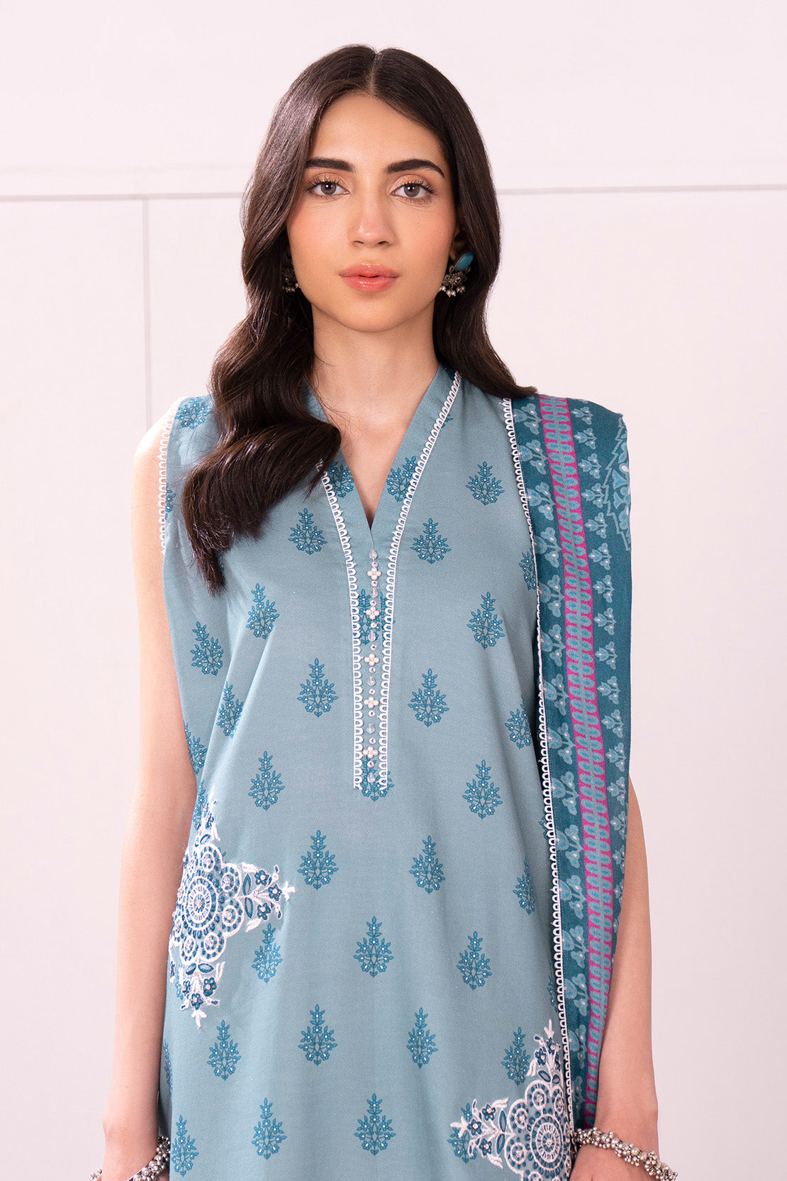 Embroidered - 3 Pc Lawn Suit (Lawn Dupatta)