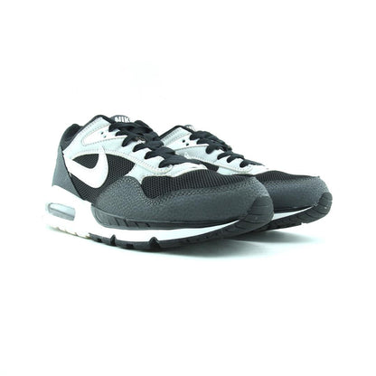 NIKE AIR MAX CORRELATE