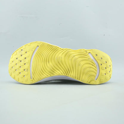 NIKE MOTIVA