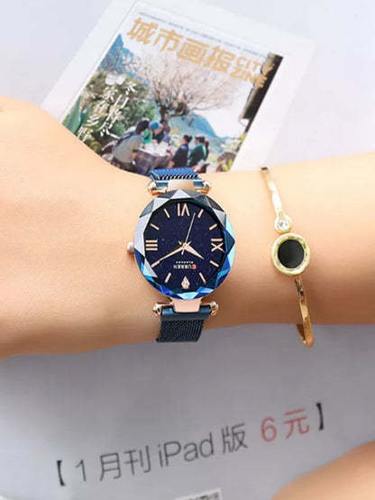 CURREN 9063 Women's Strainless Steel Watch
