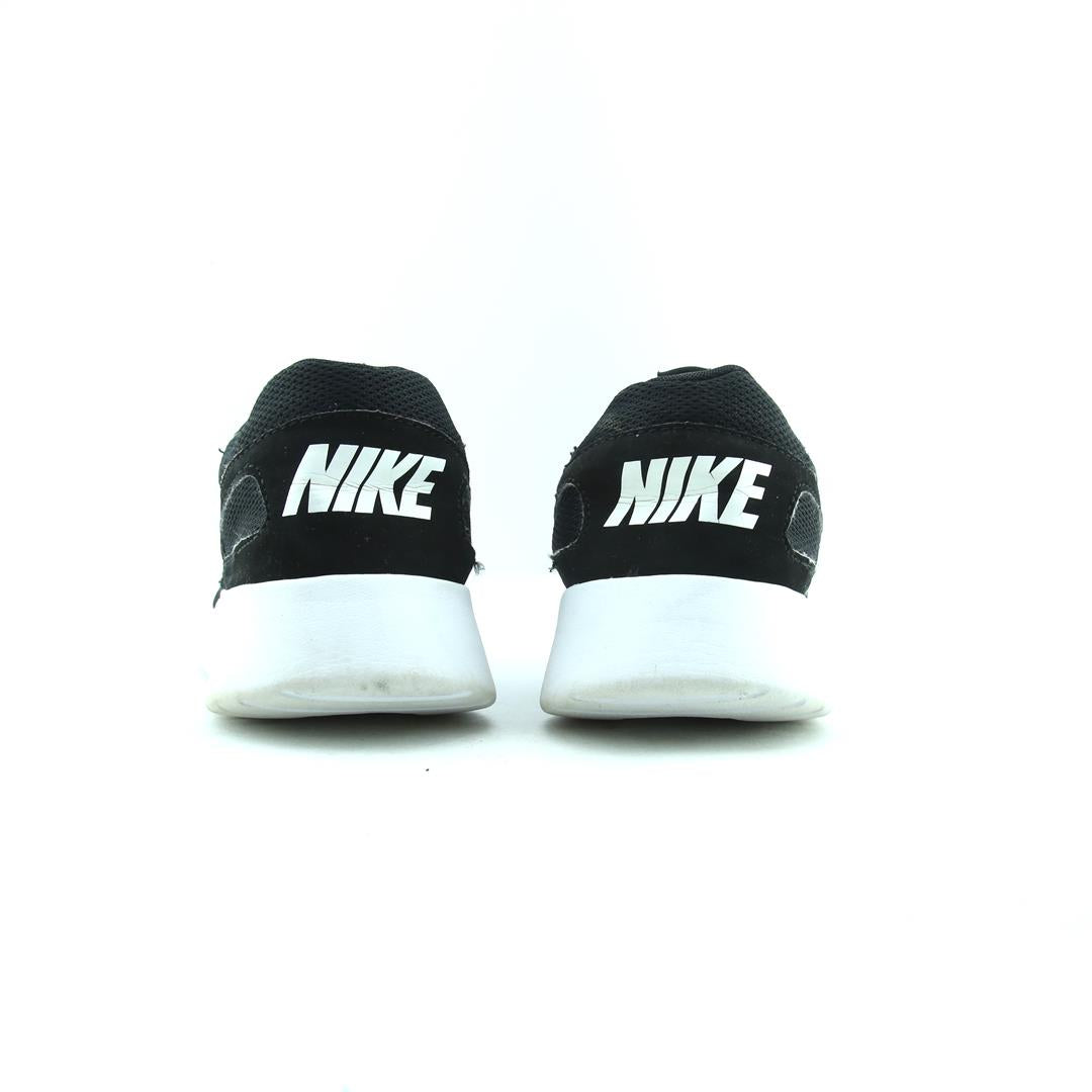 NIKE TANJUN