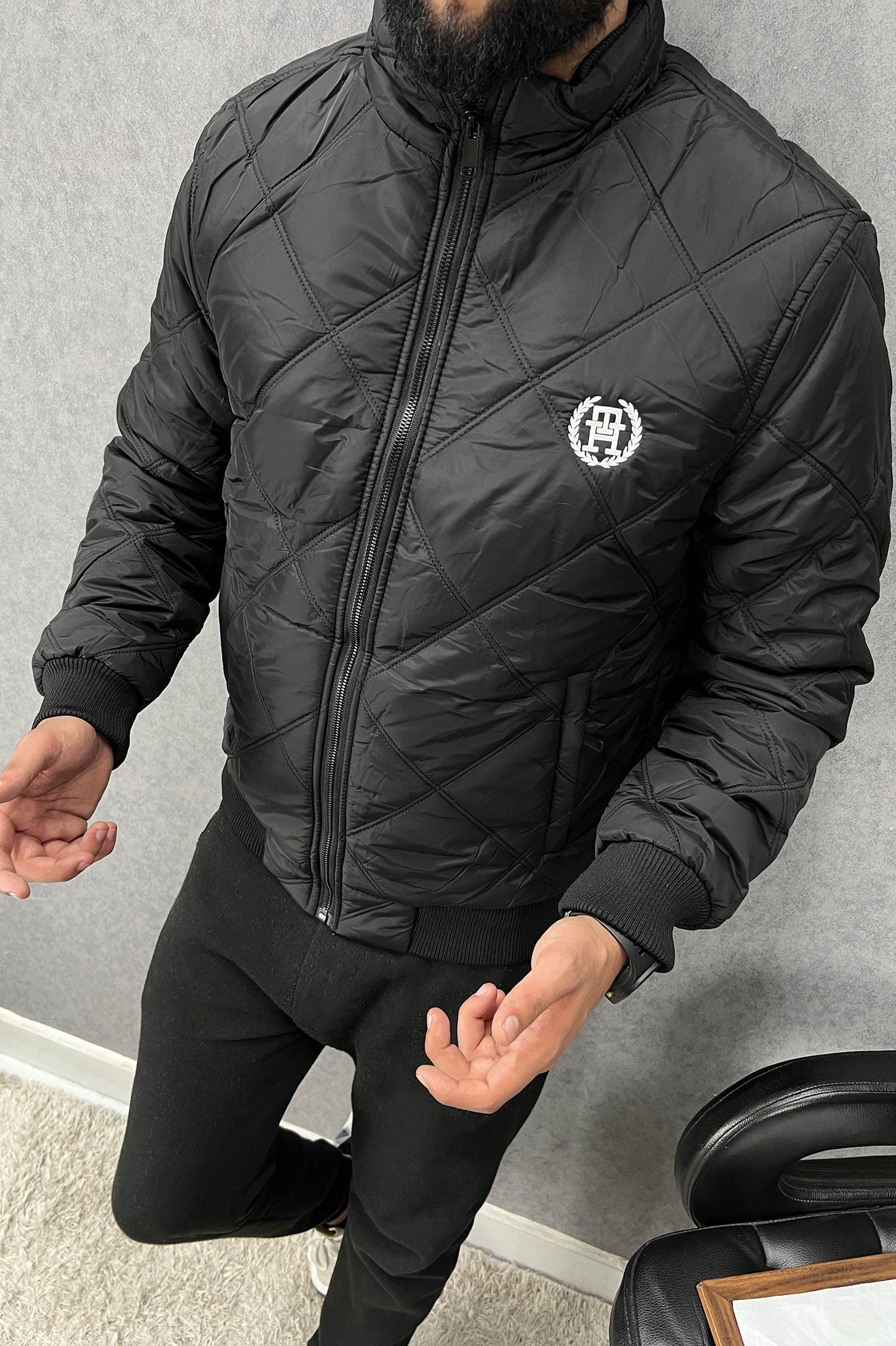 Tmy Hlfgr Warm Diamond Stitch Imported Puffer Jacket