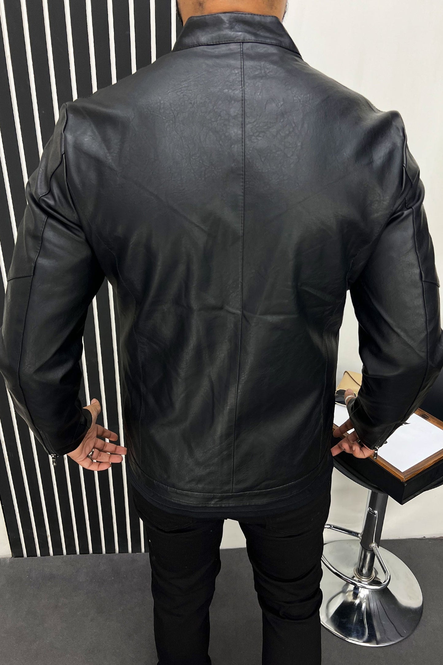 Fashionable Stand Collar Men's Imported Leather Jacket