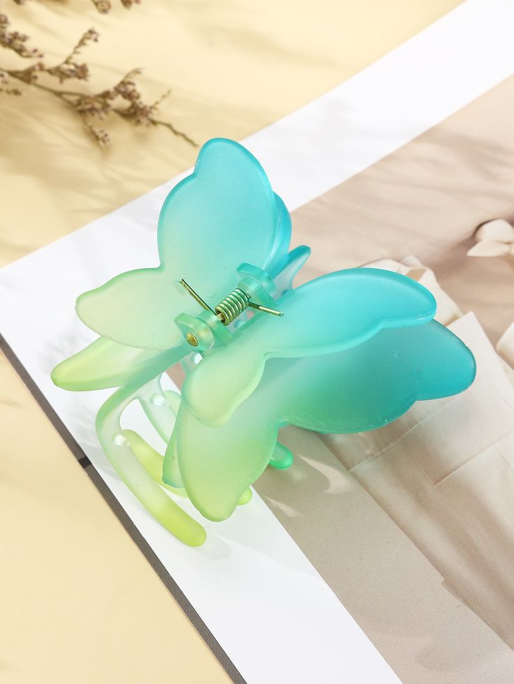 Pastel Breeze Gradient Butterfly Claws