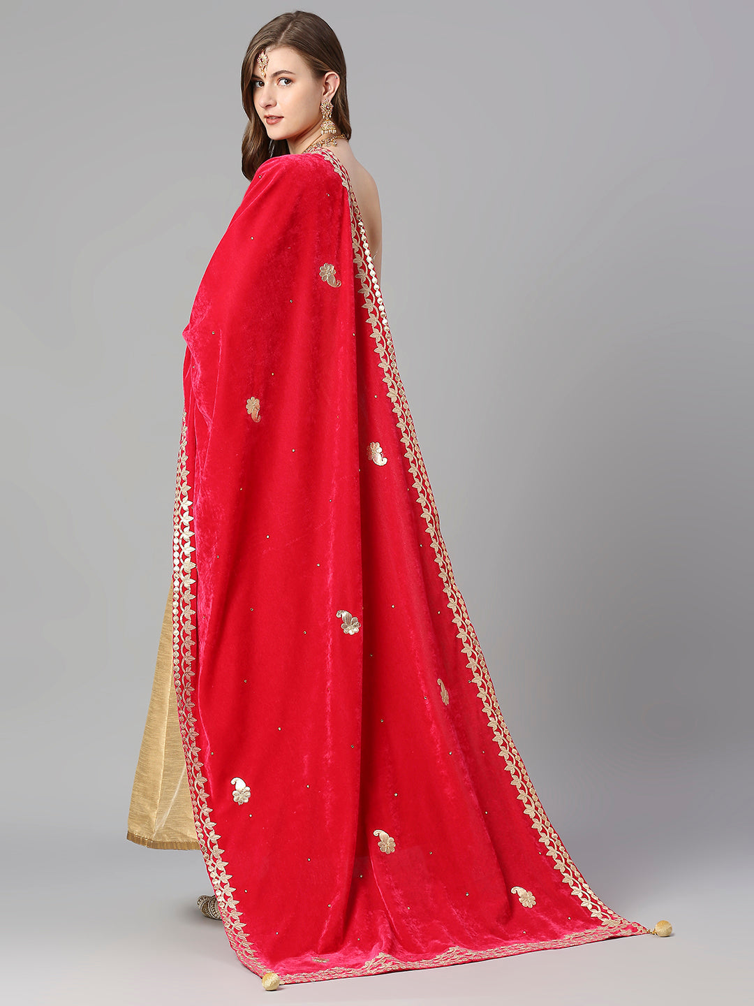 Gotta Patti Work Velvet Dupatta With Danglers