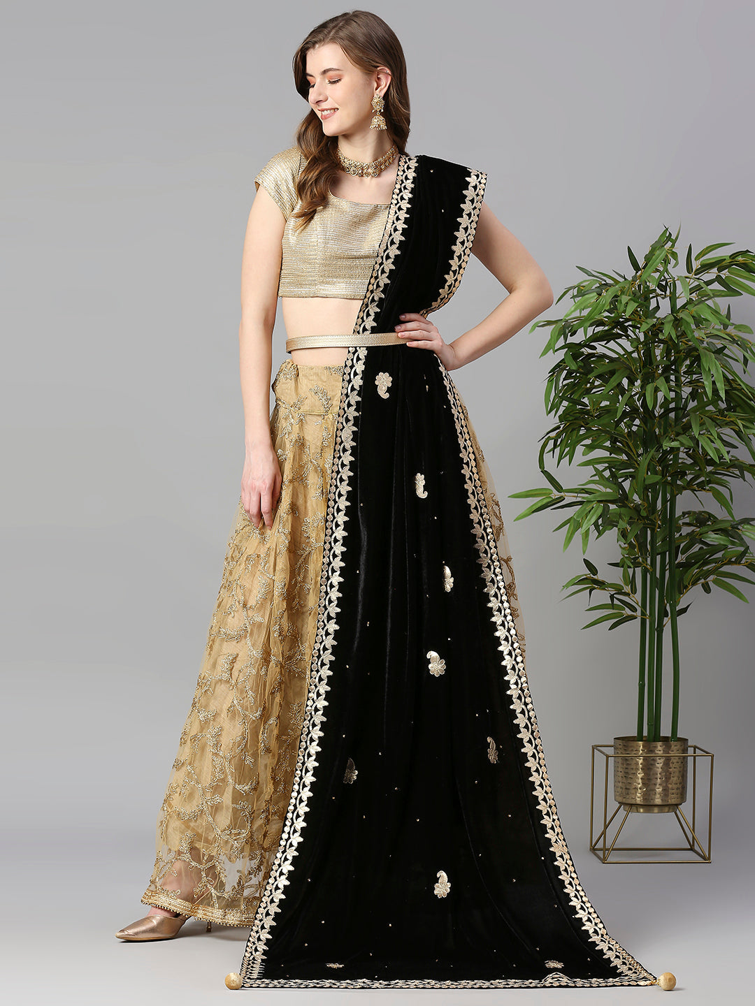 Gotta Patti Work Velvet Dupatta With Danglers