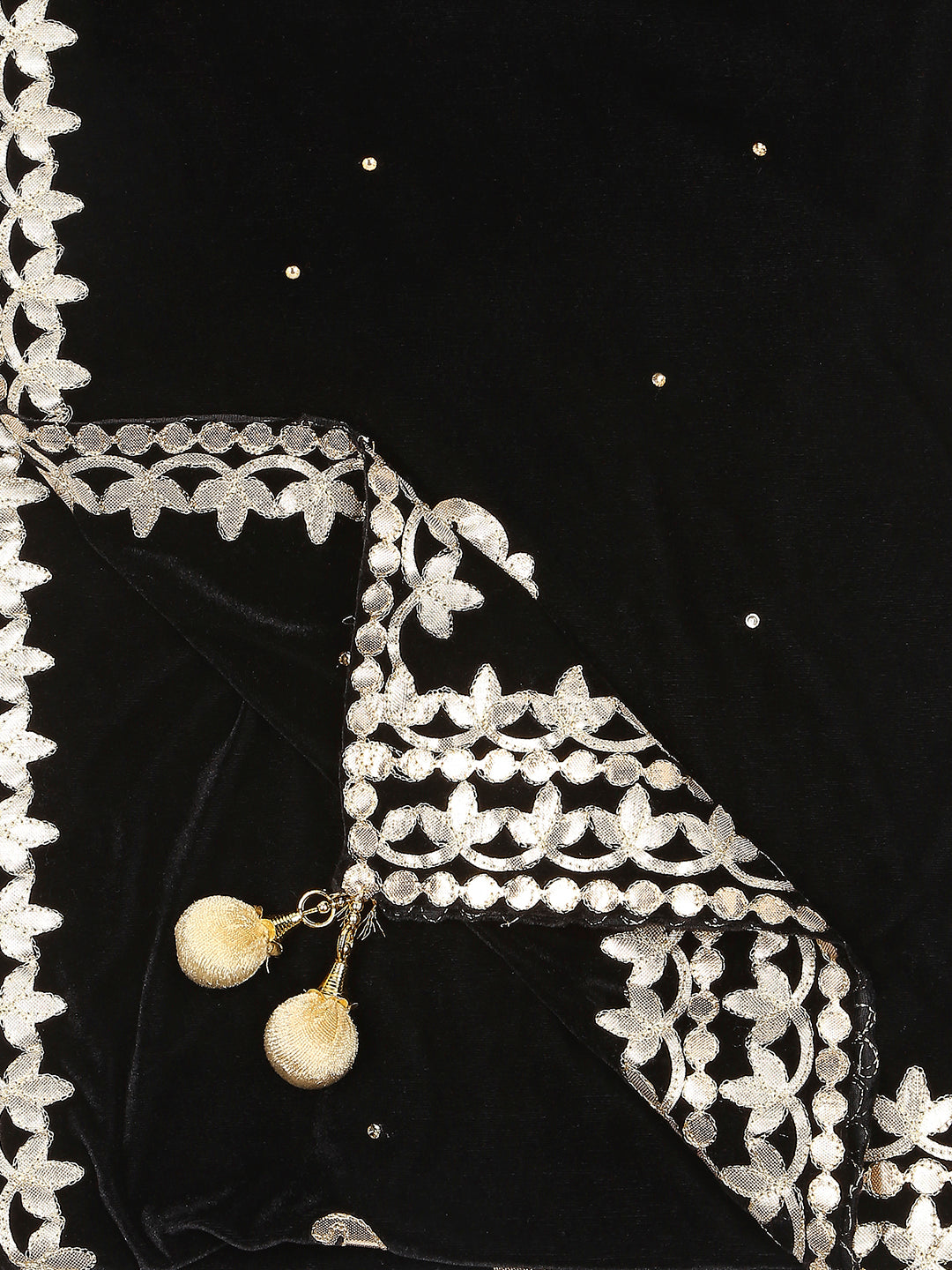 Gotta Patti Work Velvet Dupatta With Danglers