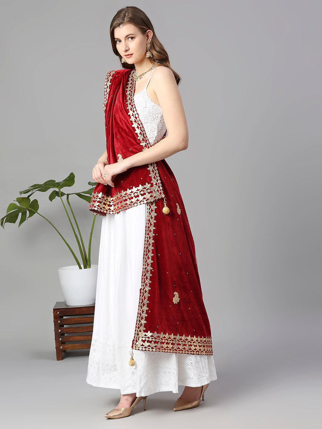 Gotta Patti Work Velvet Dupatta With Danglers