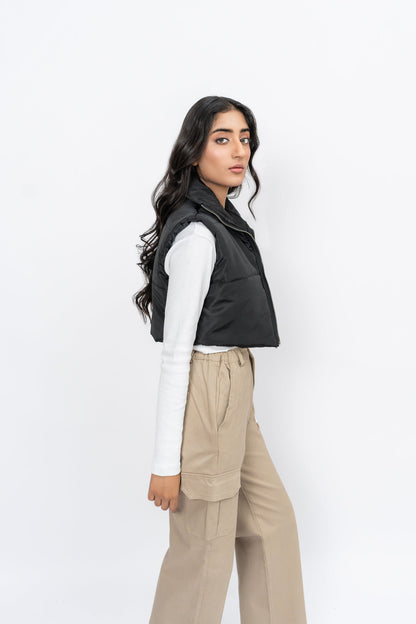 Cropped Puffer Vest - Black