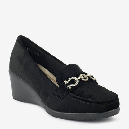 Oatmeal Chain Wedge Loafers
